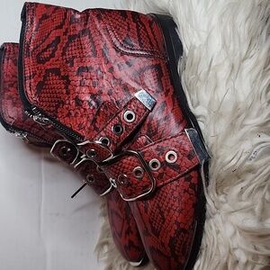 Topshop‎ Red Faux Snake Booties 9.5 NWT